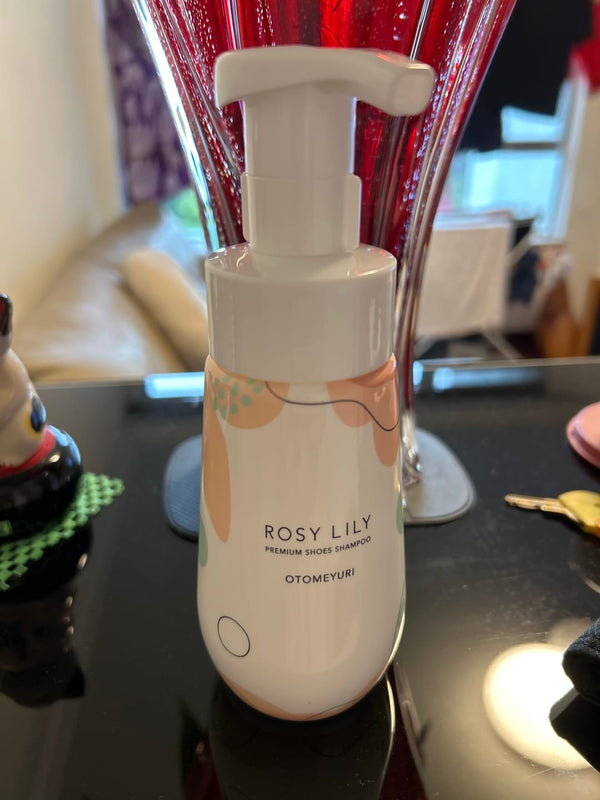 優質洗鞋泡 200ml  (日本製) 的顧客照片